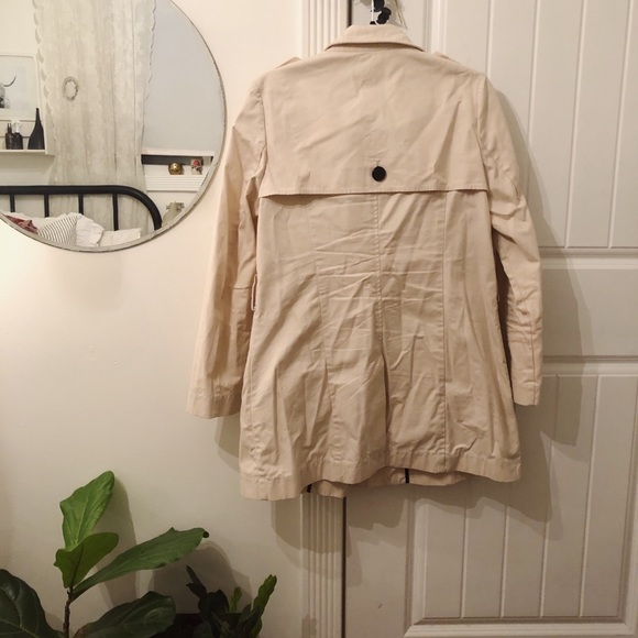 •Forever 21 light jacket• - Picture 4 of 6